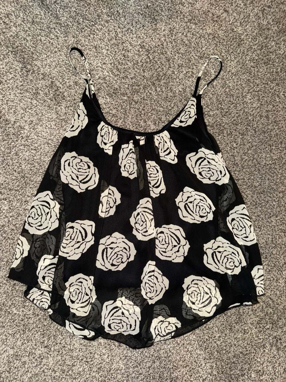 Varga Style 6776 Cami Size S Black White Rose Print Sheer